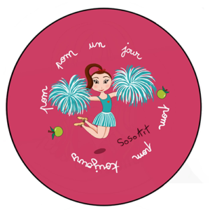 Badge - Pom pom - Girl - Petit fille, pom pom girl - avec message « pom pom un jour pom pom toujours » sur fond fuchsia avec pommes vertes.
